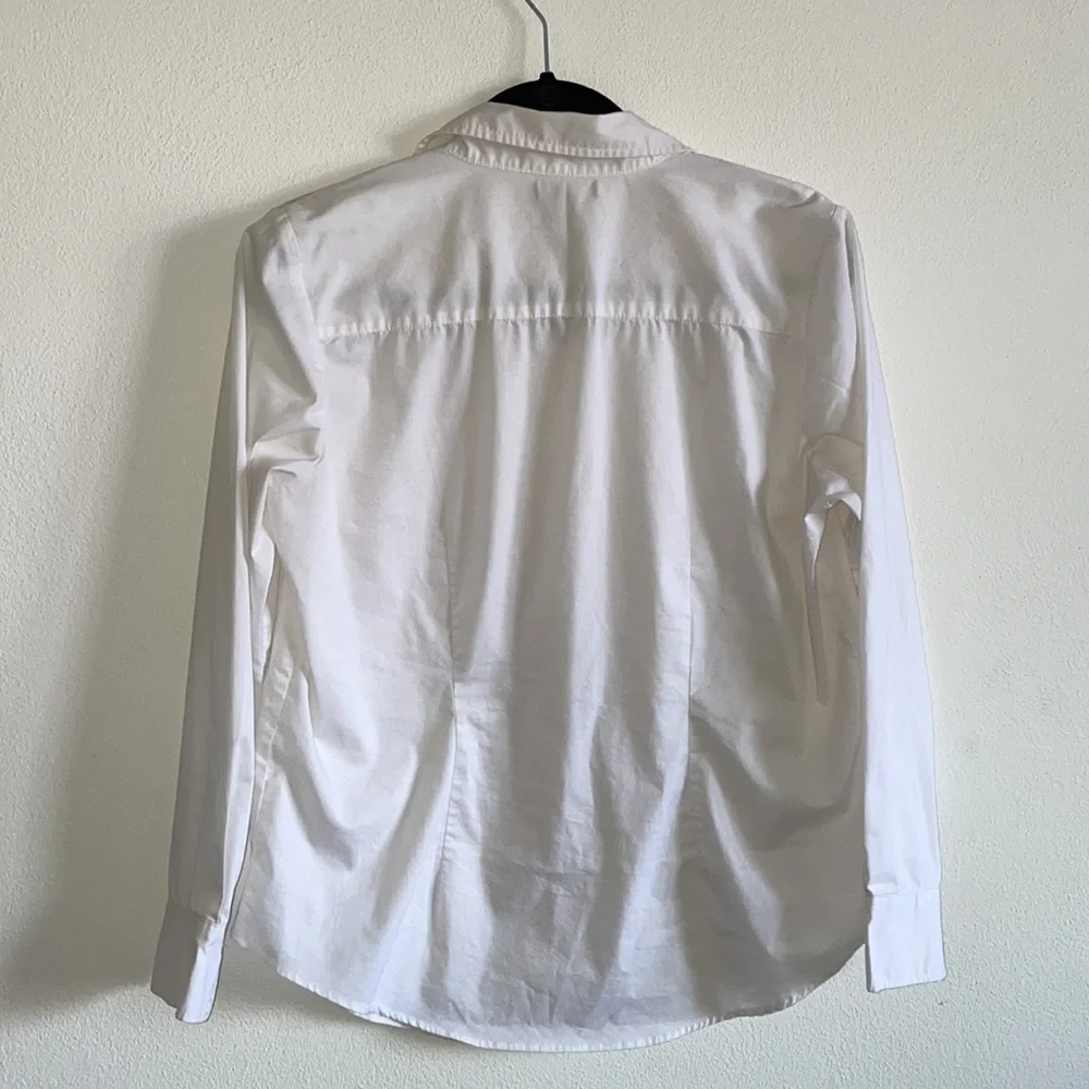 Button Down - Picture 4 of 5